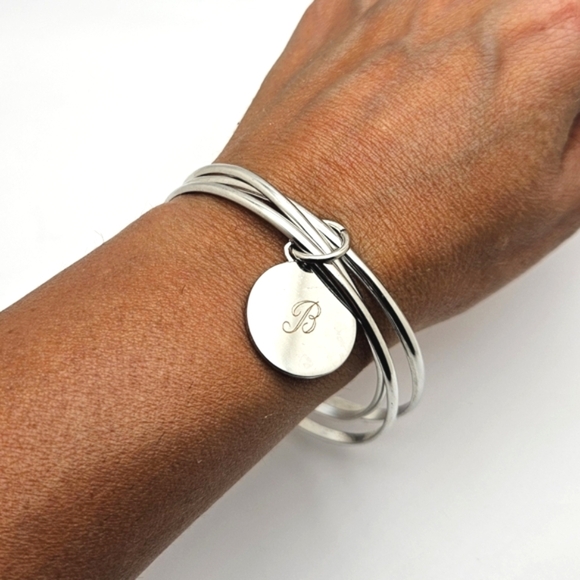 ๐ข3/$19๐ข Initial Monogram Letter B Silver Bangle Bracelet Set - Picture 1 of 4